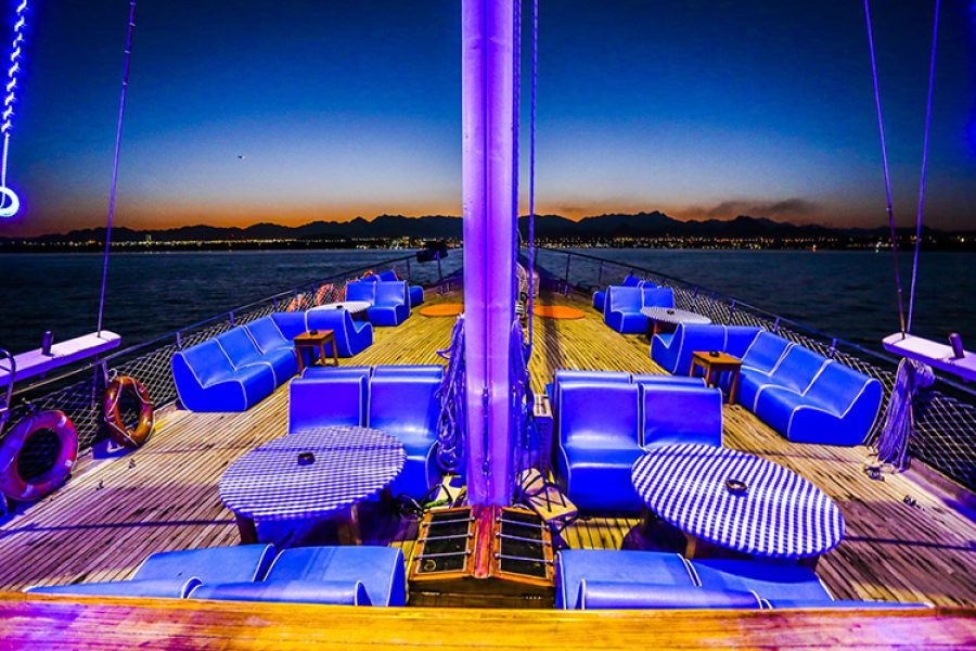 Dinner Cruise By Boat In Sharm El Sheikh